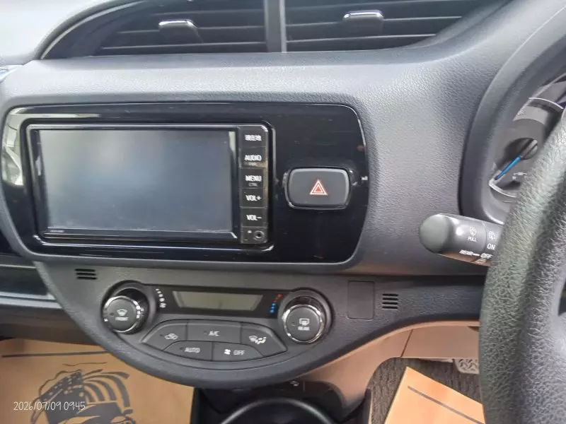TOYOTA vitz hybrid   - 2019