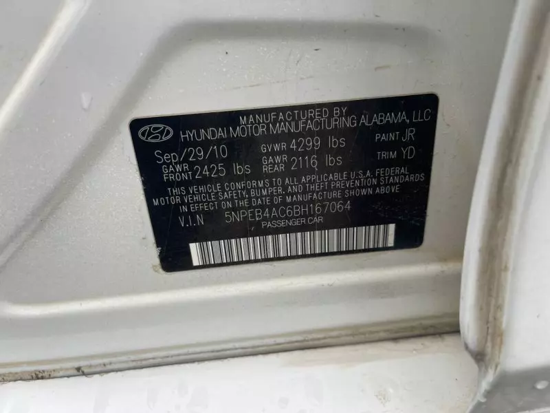 Hyundai Sonata   - 2010