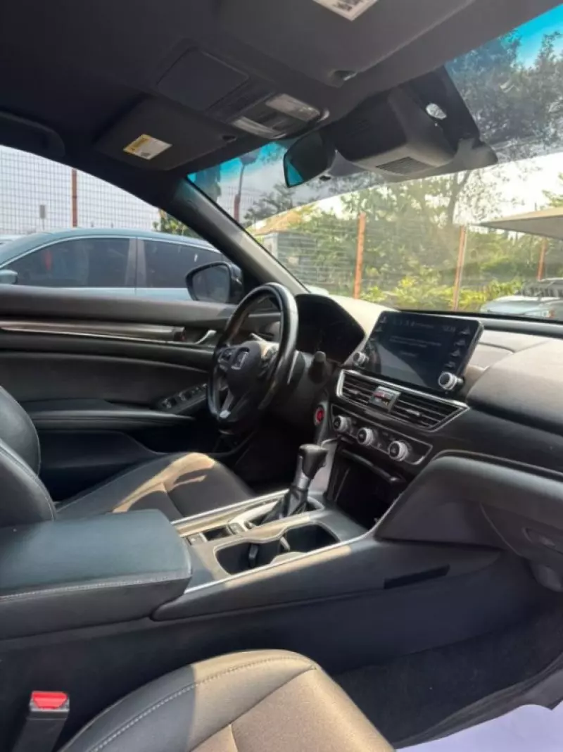 Honda Accord   - 2020