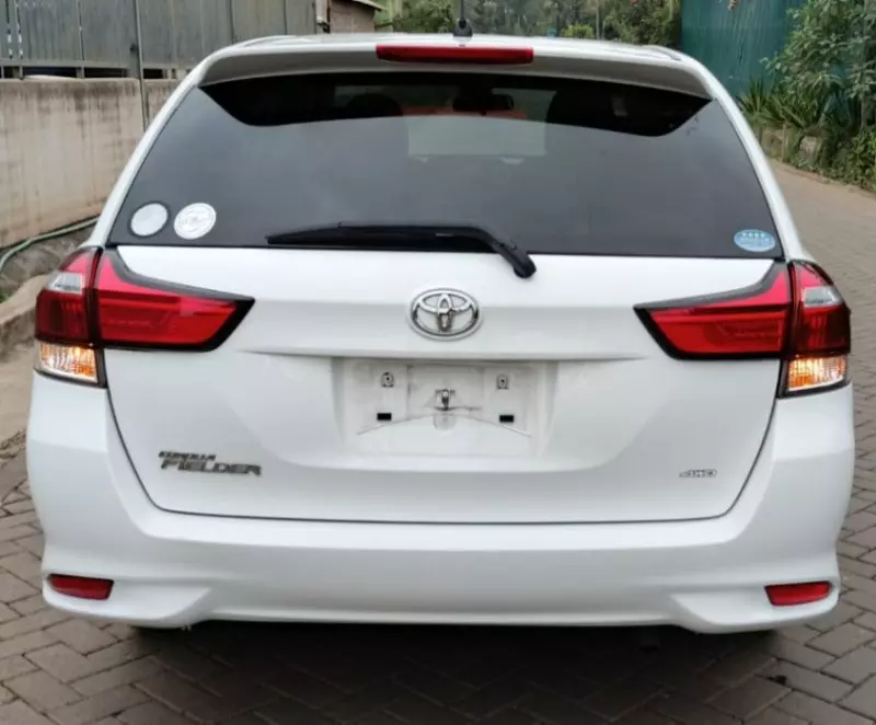 Toyota Fielder    - 2018