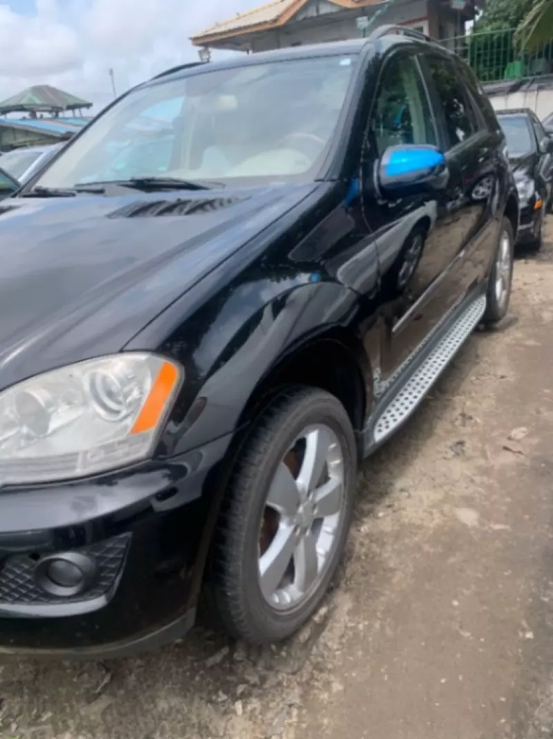 Mercedes-Benz ML 350   - 2010