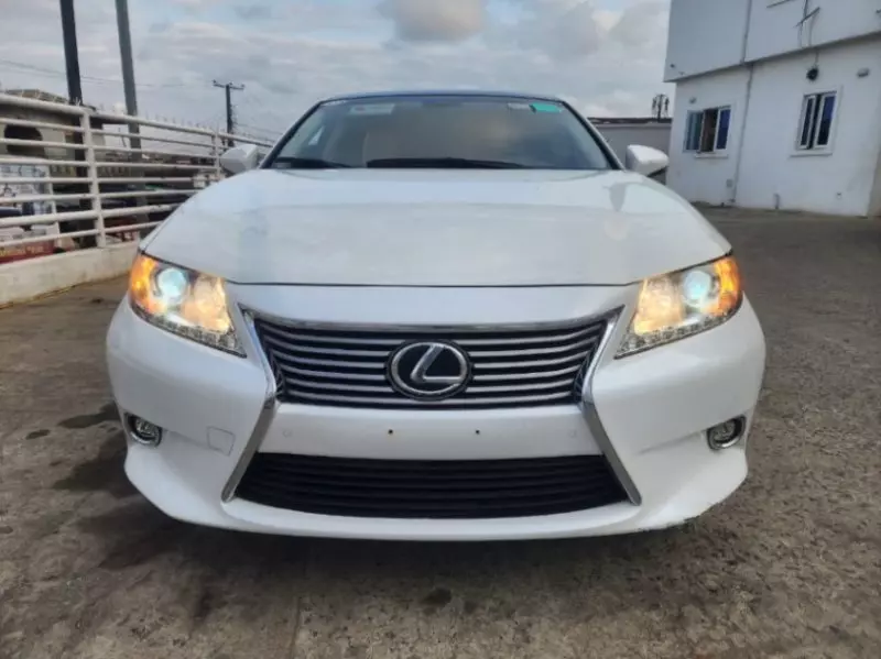 Lexus ES 350   - 2014