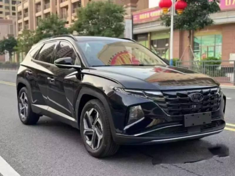Hyundai Santa Fe   - 2023
