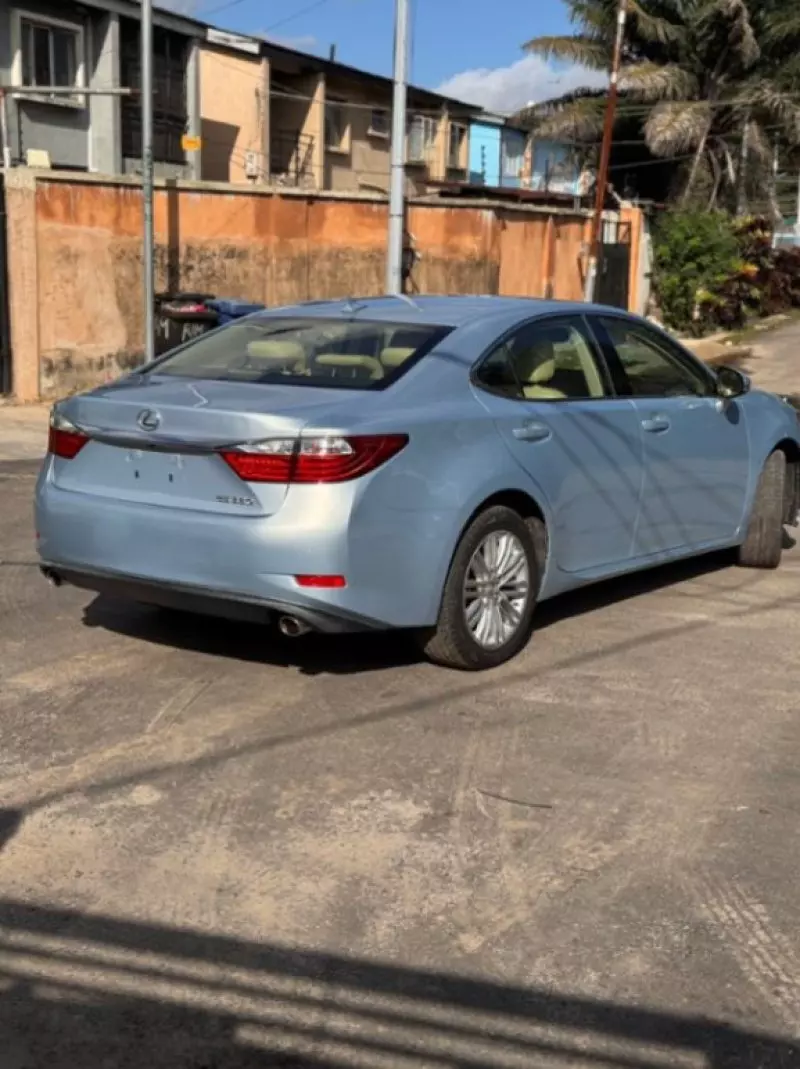 Lexus ES 350   - 2013