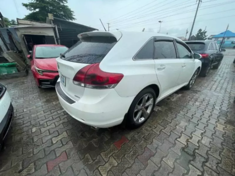 TOYOTA Venza   - 2013