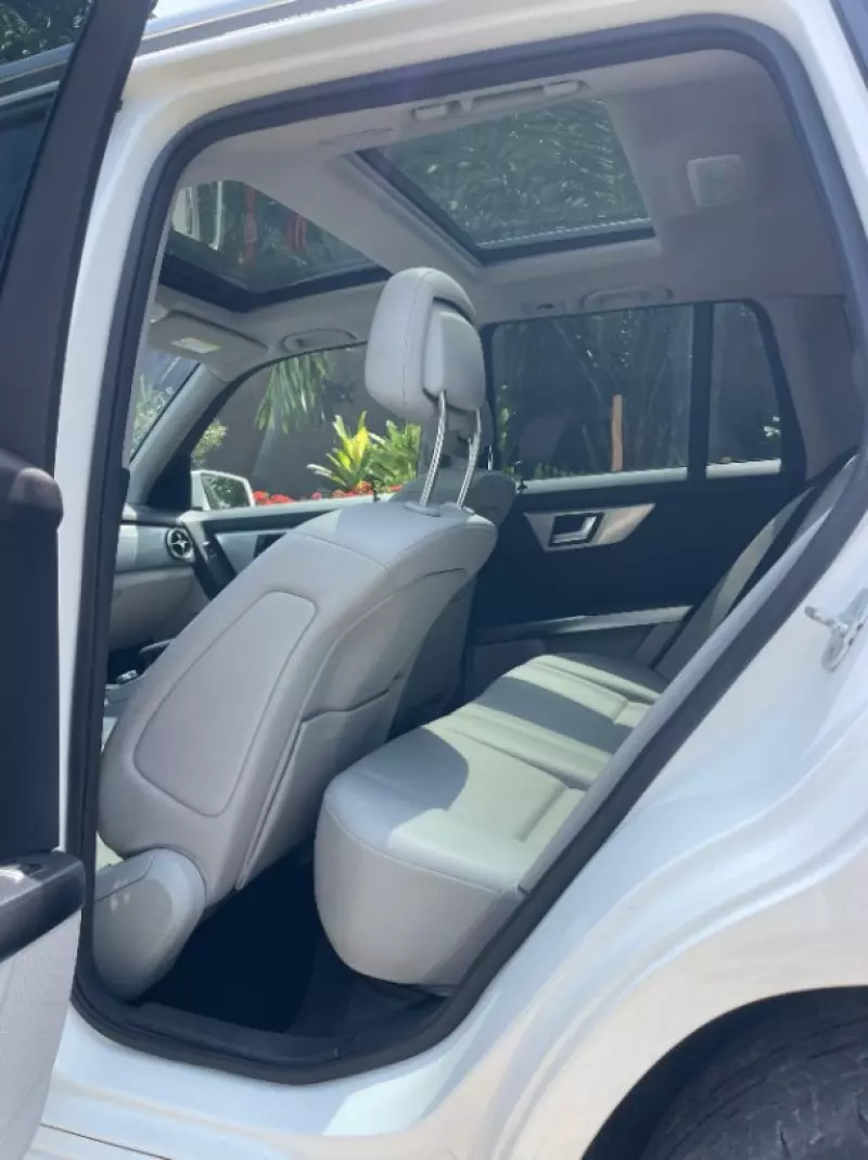 Mercedes-Benz GLK 350   - 2014