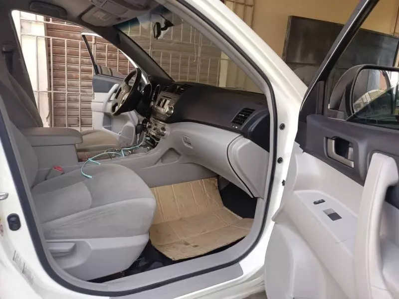 TOYOTA Highlander - 2011