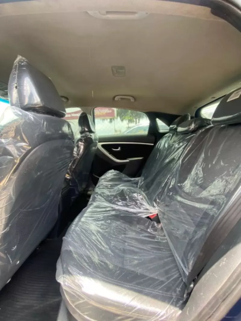 Hyundai Elantra - 2015