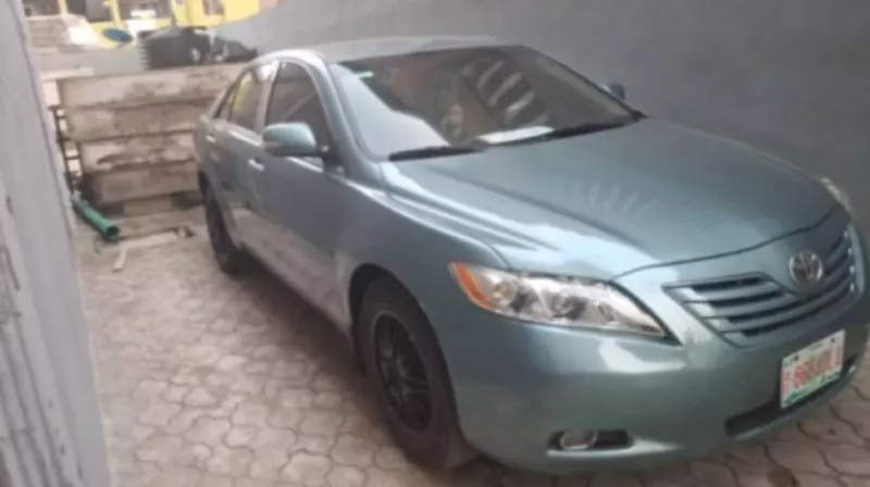 Toyota Camry   - 2007