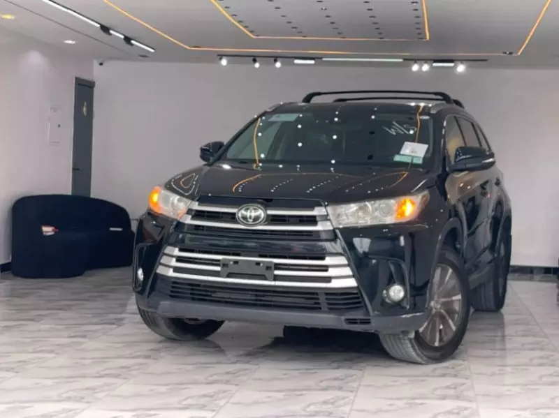TOYOTA Highlander   - 2019