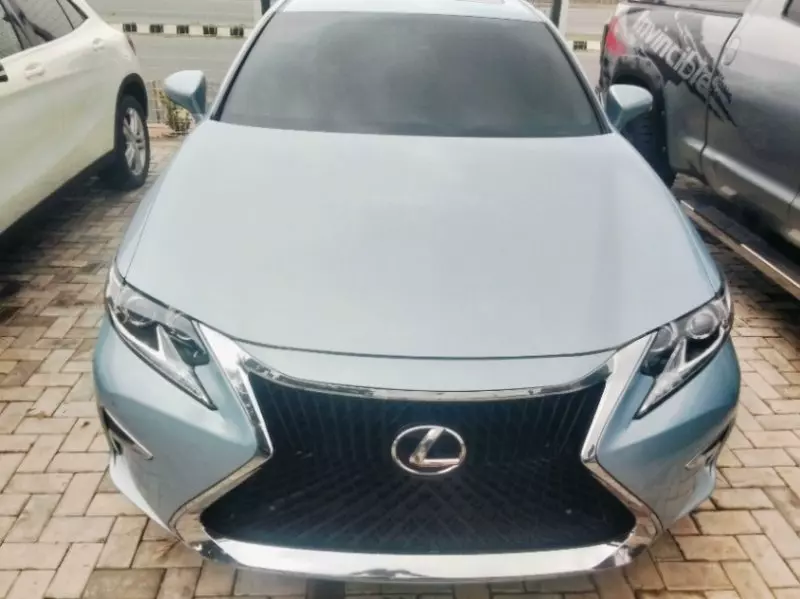 Lexus ES   - 2013