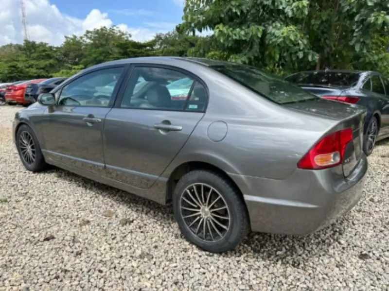 Honda Civic   - 2006