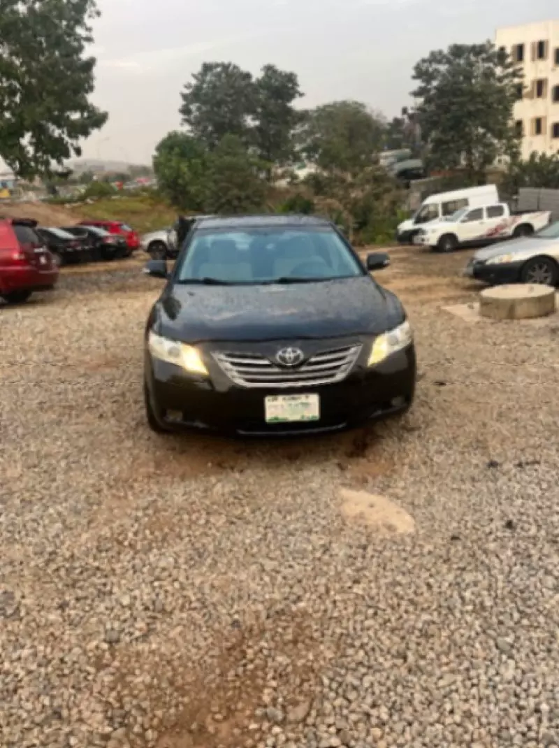 Toyota Camry   - 2007