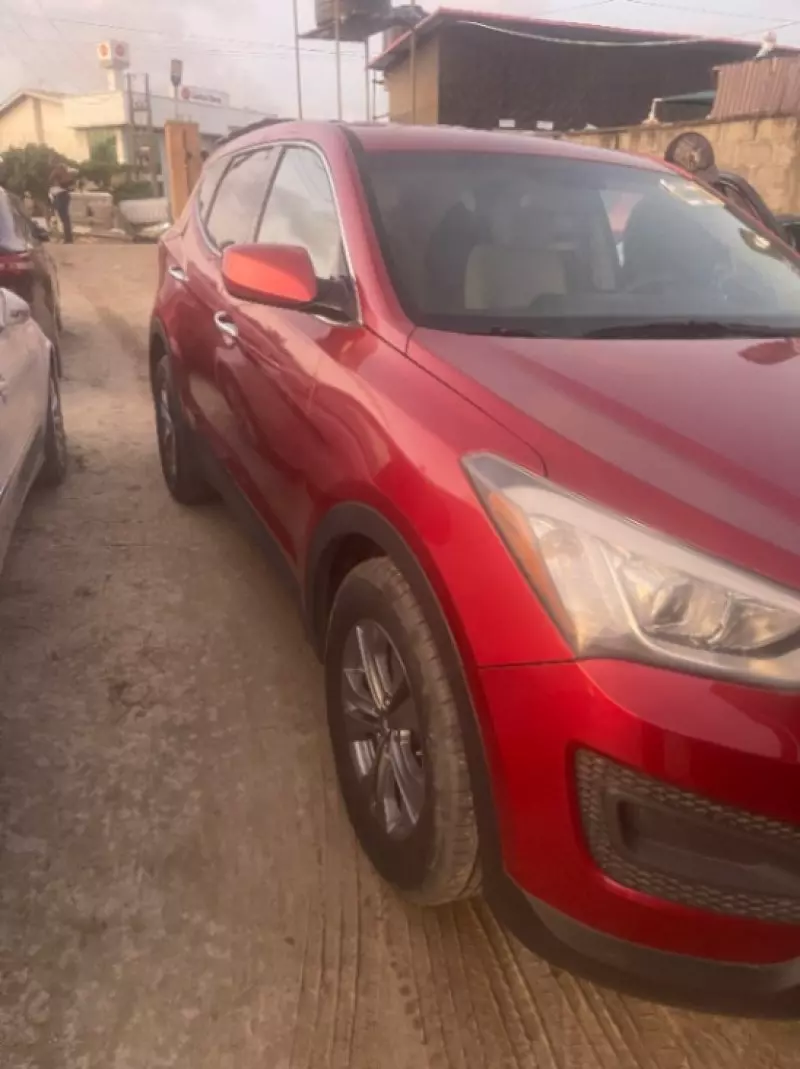 Hyundai Santa Fe Sport   - 2016