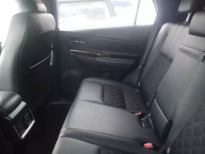 TOYOTA Harrier   - 2016