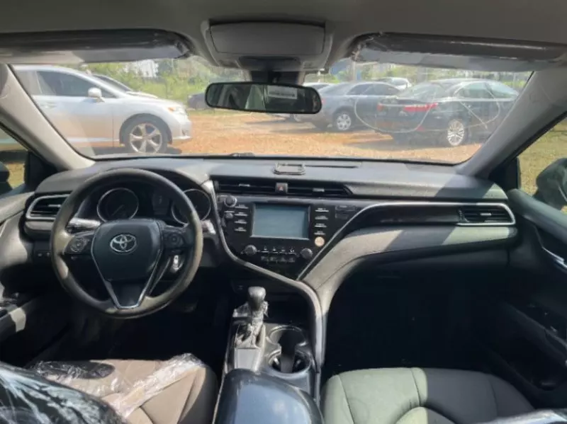 TOYOTA Camry - 2018
