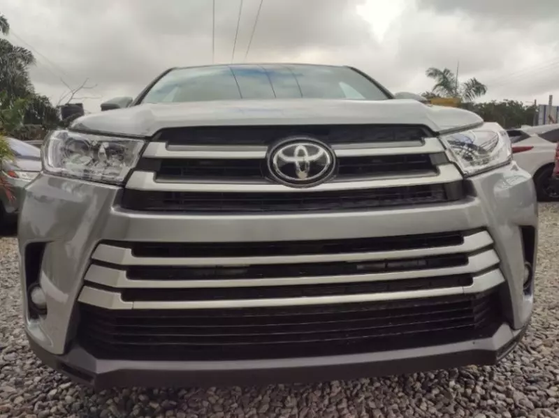TOYOTA Highlander   - 2020