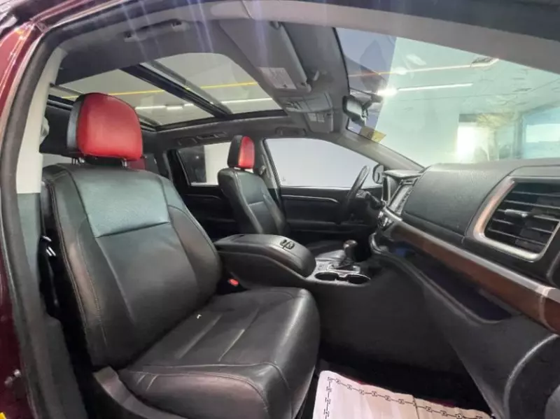 TOYOTA Highlander - 2015