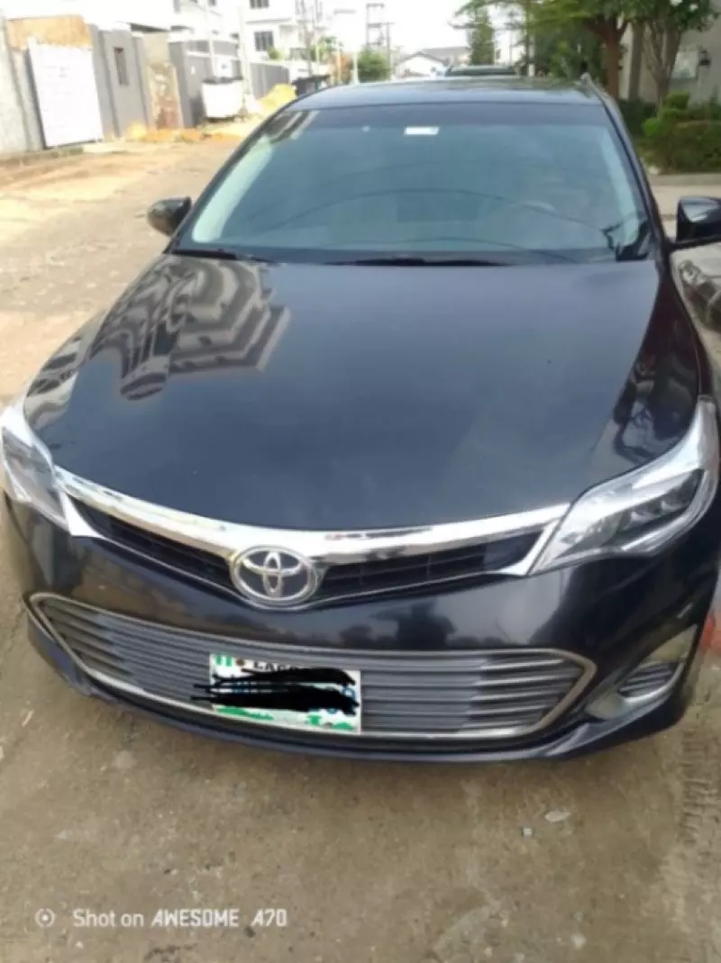 Toyota Avalon   - 2015