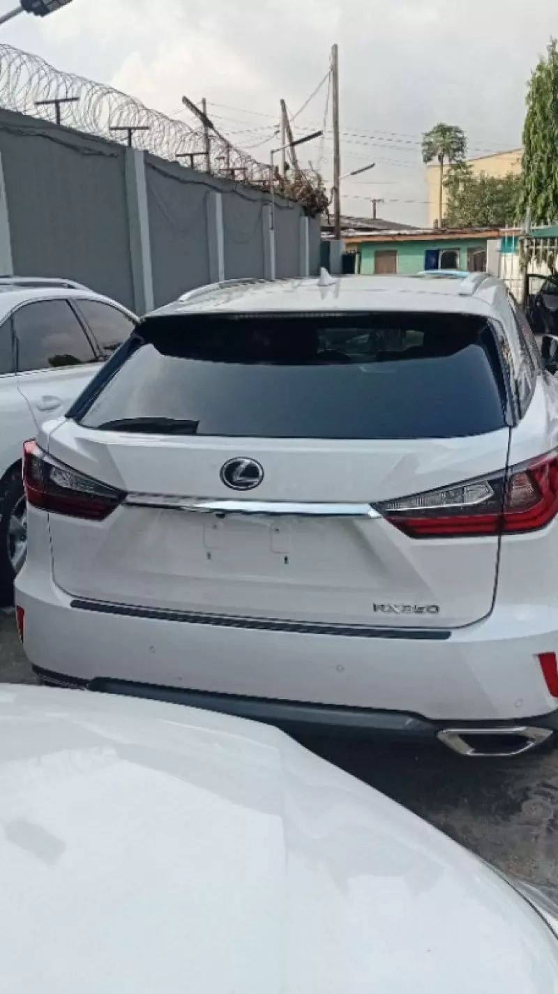 Lexus RX 350   - 2017