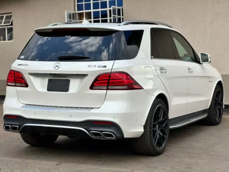 Mercedes-Benz GLE 63 AMG - 2018