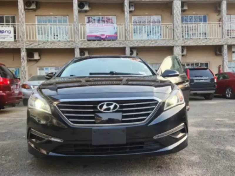 Hyundai Sonata   - 2015
