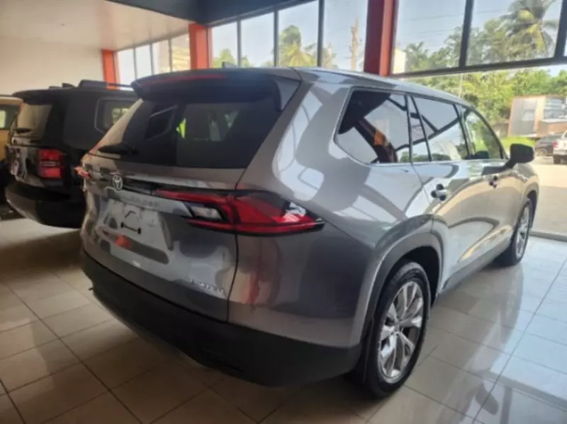 TOYOTA Grand Highlander   - 2026