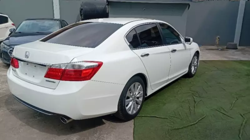 Honda Accord   - 2013