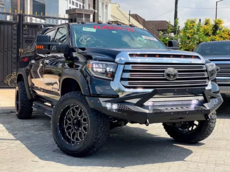 Toyota Tundra   - 2018