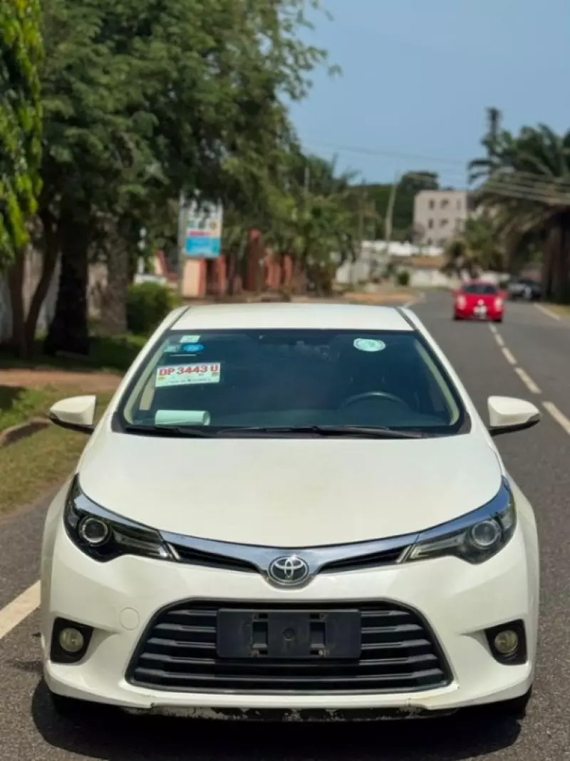 TOYOTA Corolla - 2016
