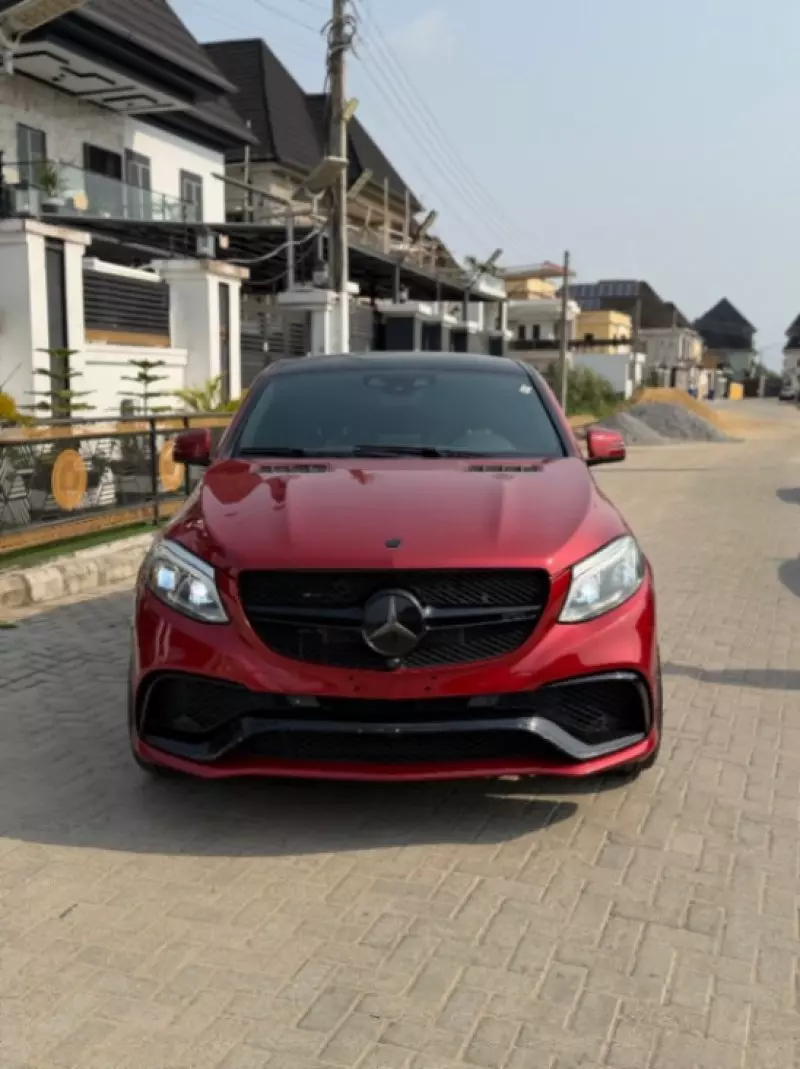 Mercedes-Benz GLE 63 AMG   - 2016