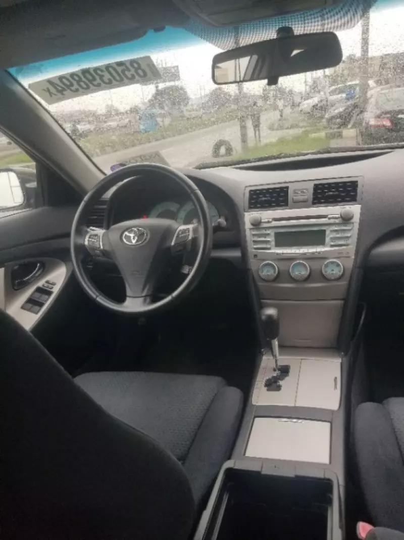 Toyota Camry   - 2007
