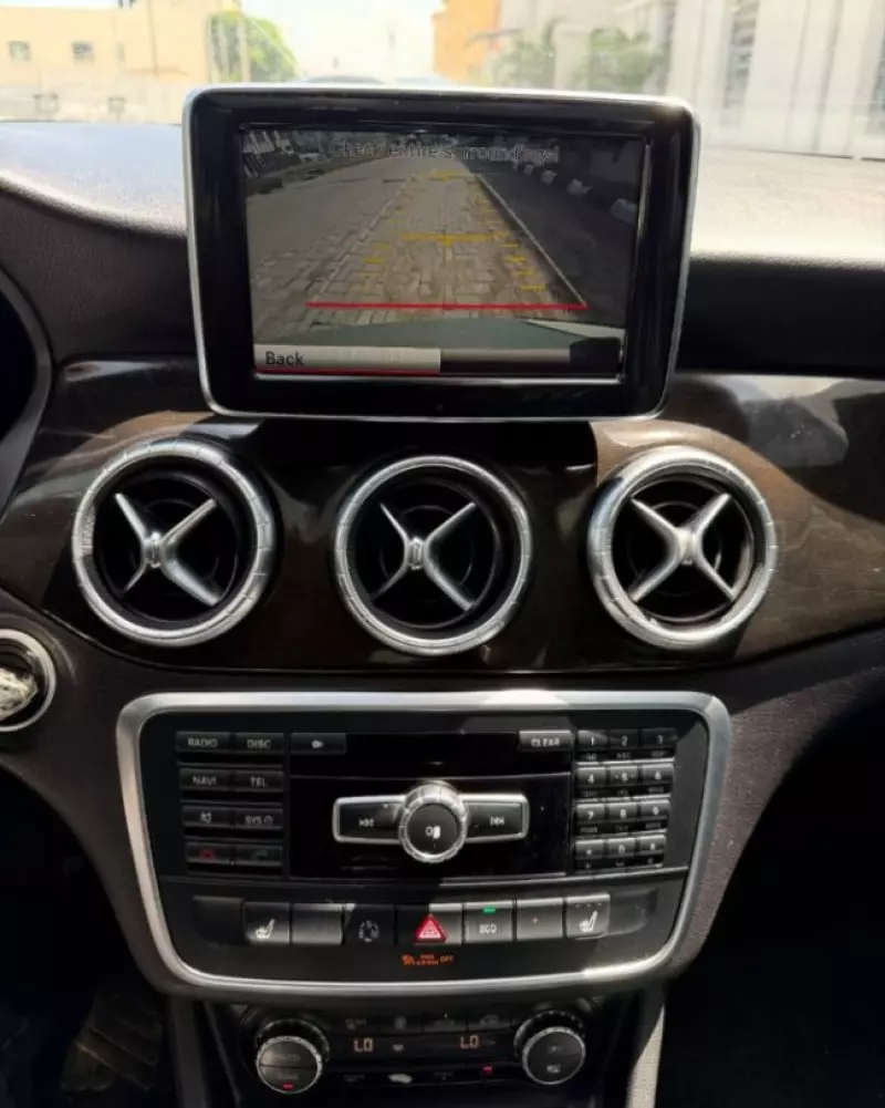 Mercedes-Benz CLA 250   - 2014
