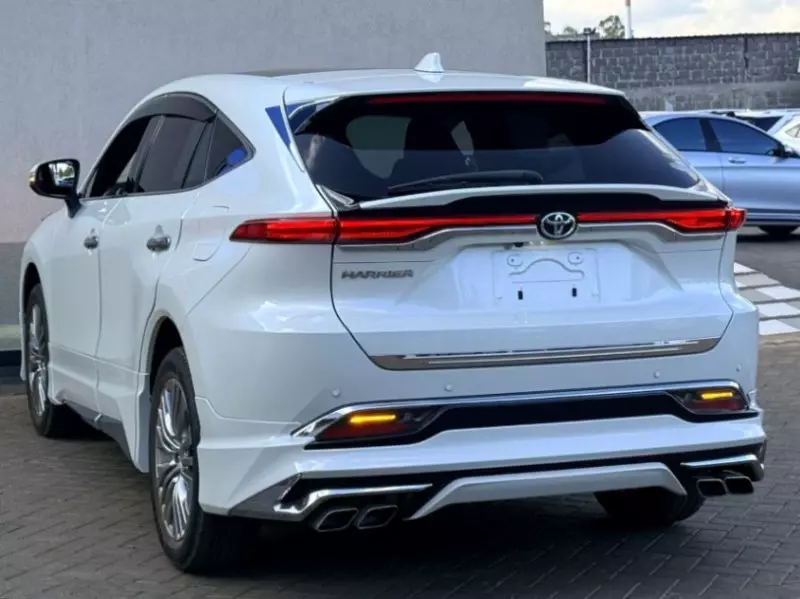 Toyota Harrier - 2020