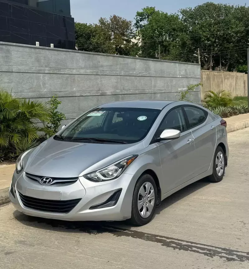 Hyundai Elantra   - 2016