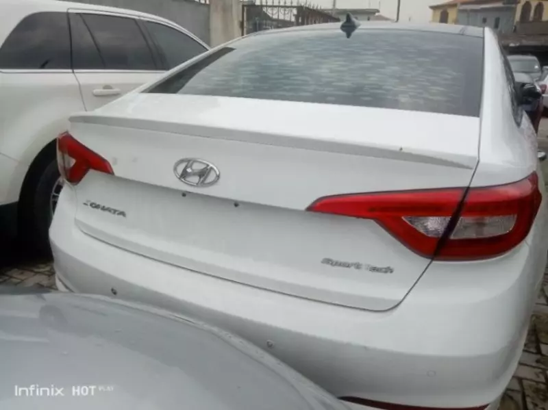 Hyundai Sonata   - 2017