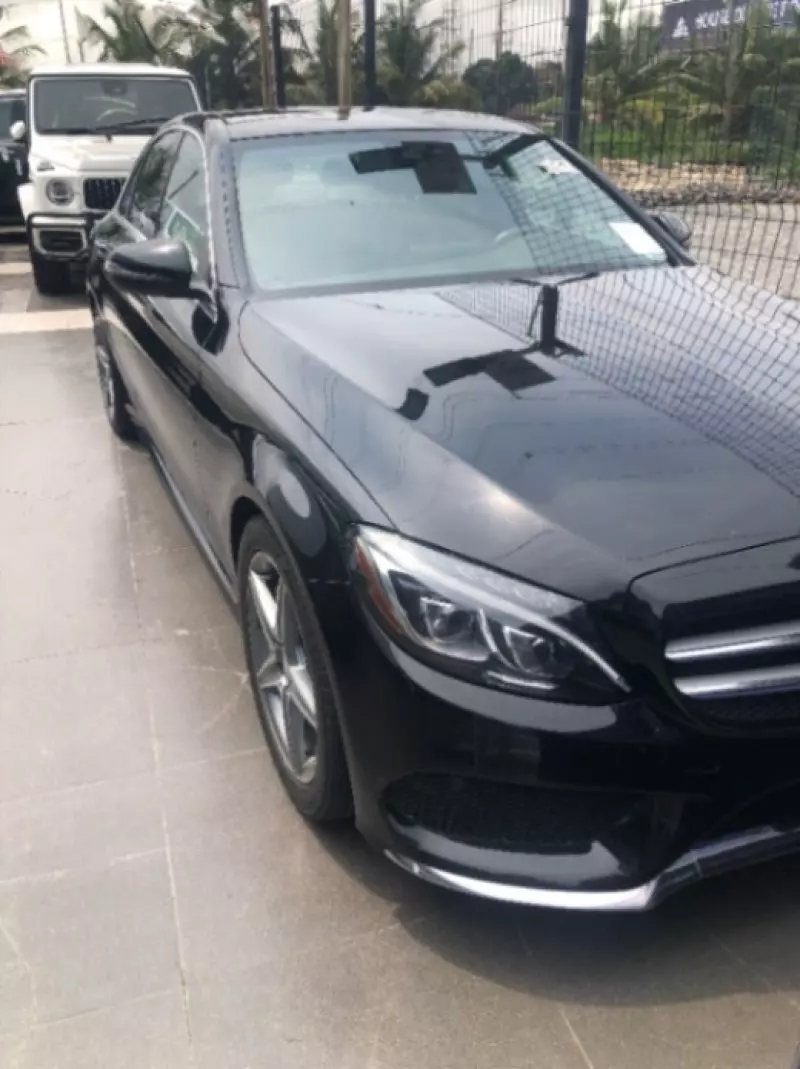 Mercedes-Benz E350 - 2013