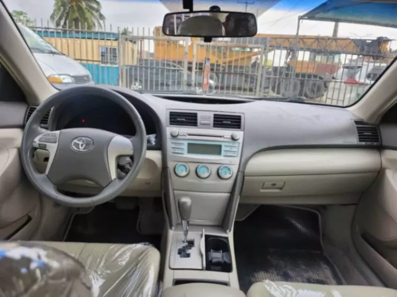 Toyota Camry   - 2007