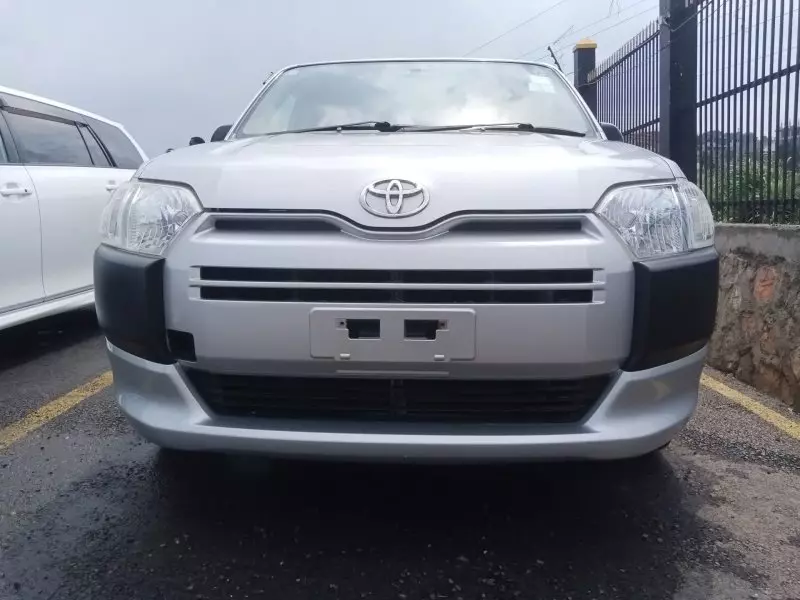 Toyota Probox    - 2015