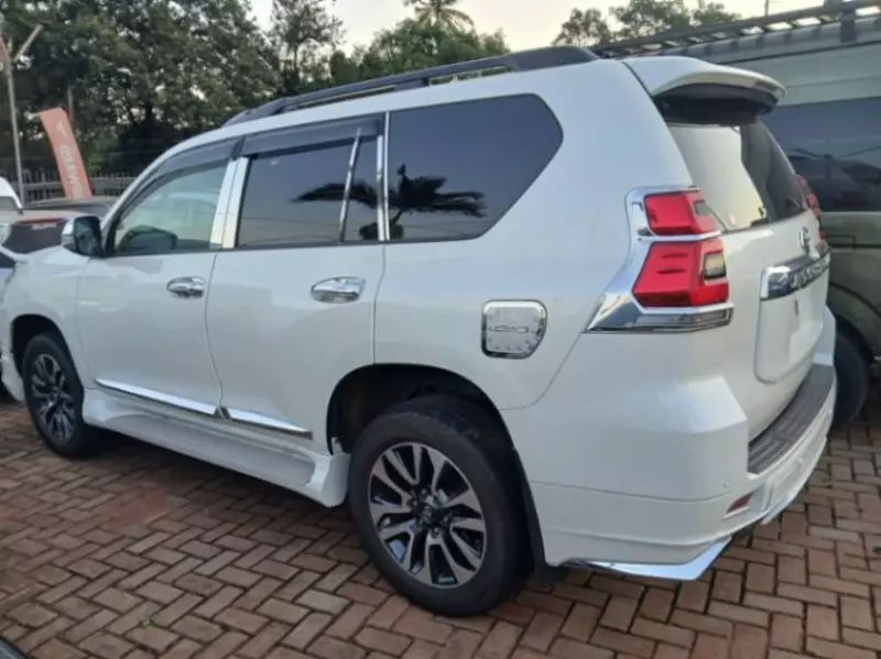 Toyota Landcruiser prado TX   - 2021