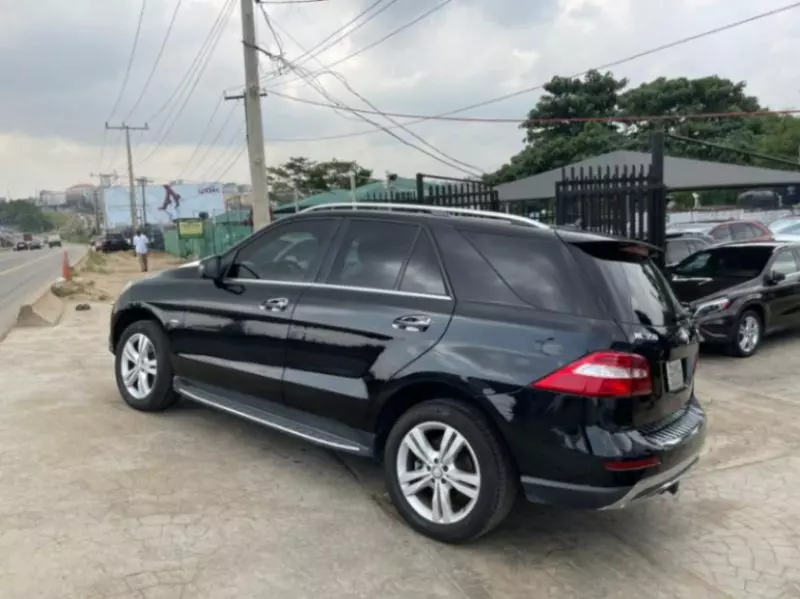 Mercedes-Benz ML 350   - 2012