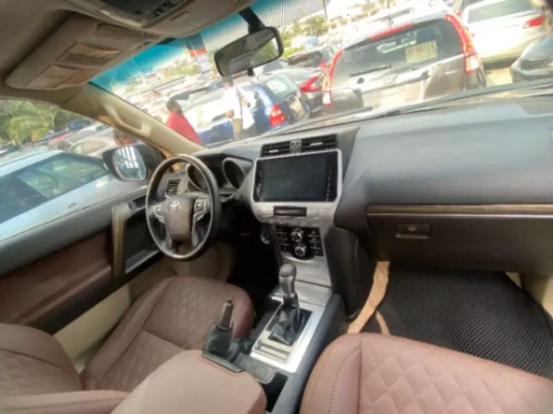 TOYOTA Land Cruiser Prado   - 2016