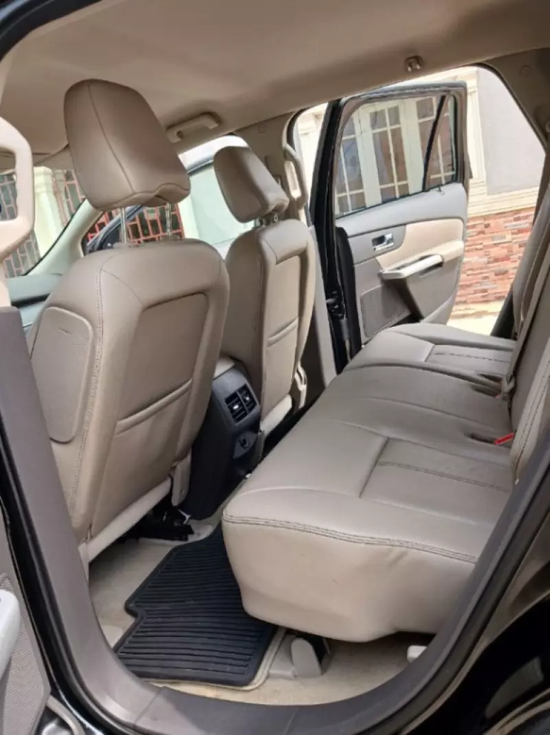 Ford Edge - 2011