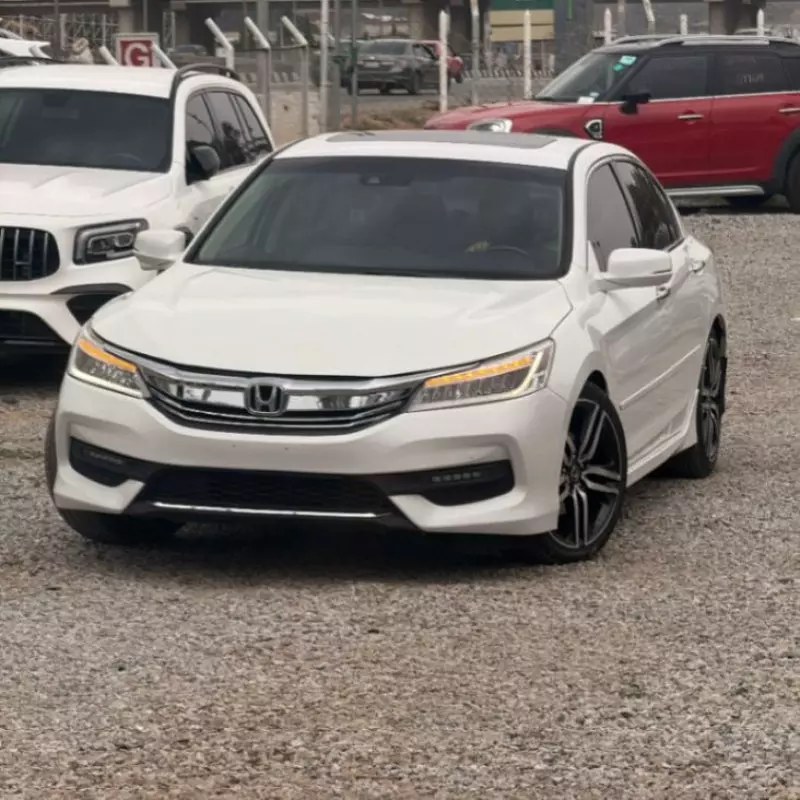 Honda Accord   - 2016