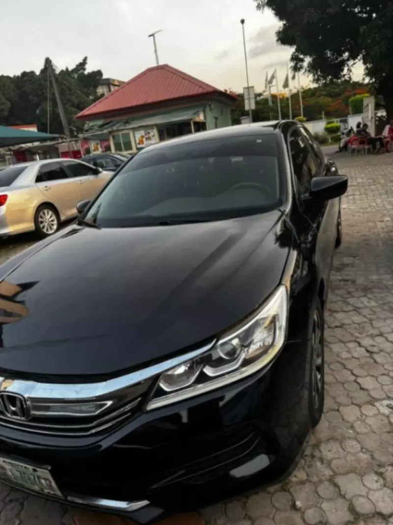 Honda Accord   - 2013