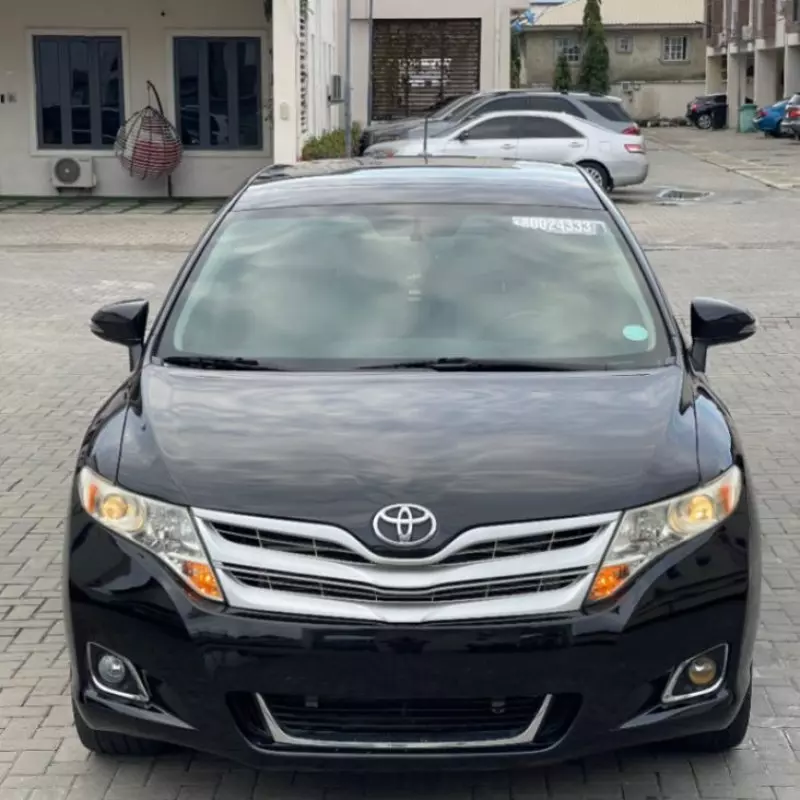 Toyota Venza   - 2013