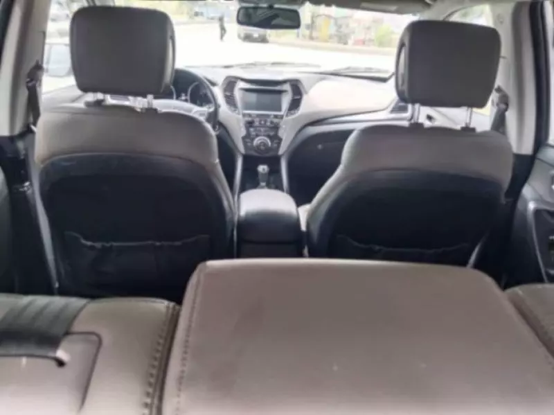 Hyundai Santa Fe   - 2017