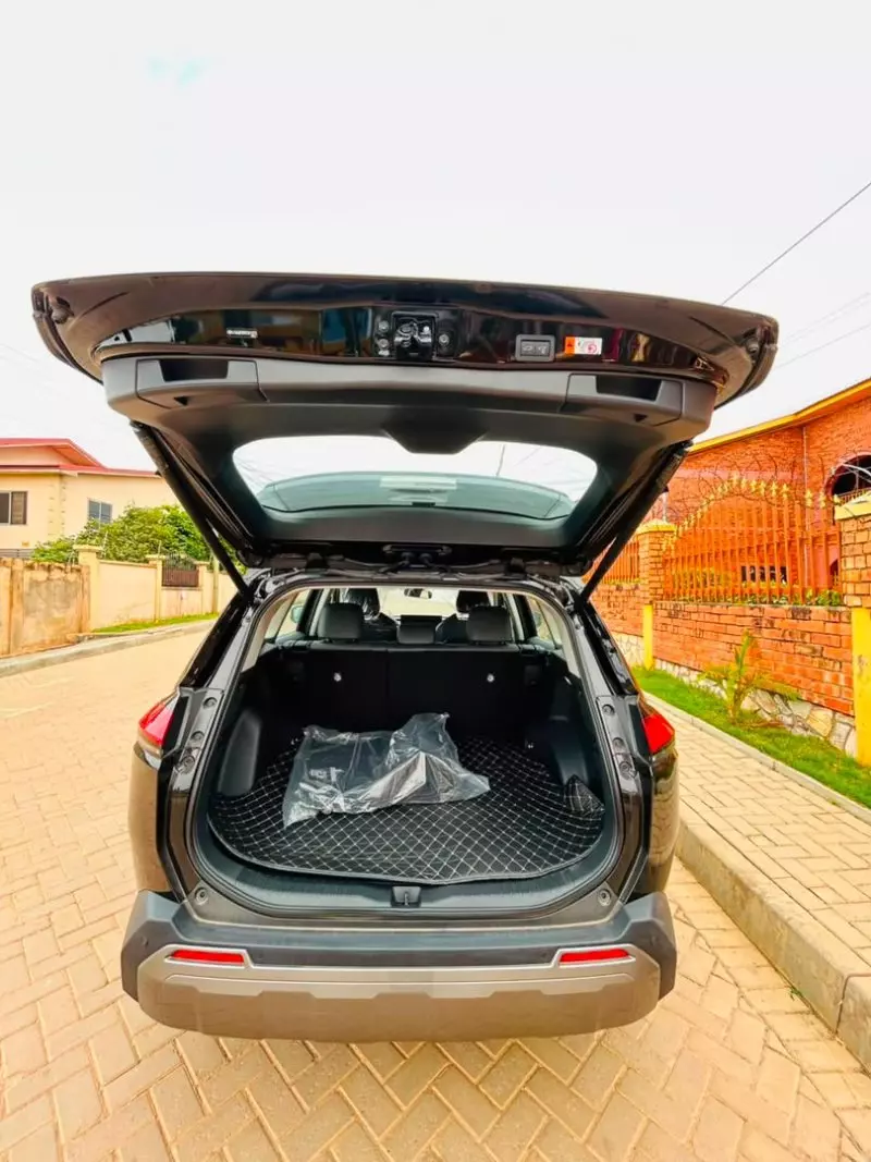 TOYOTA RAV 4   - 2026