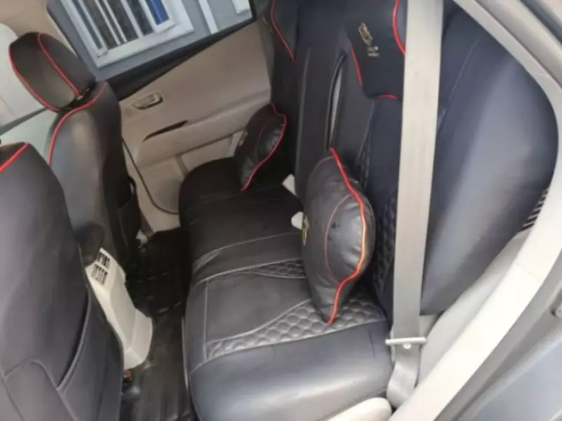 Toyota Lexus RX 350h - 2011