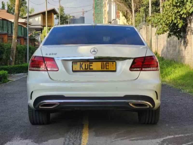 Mercedes-Benz E 250   - 2014